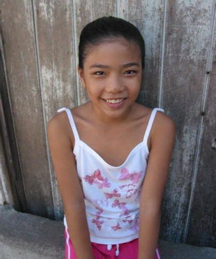 Best Filipina XXX: Filipina women enjoying rough sex on camera.